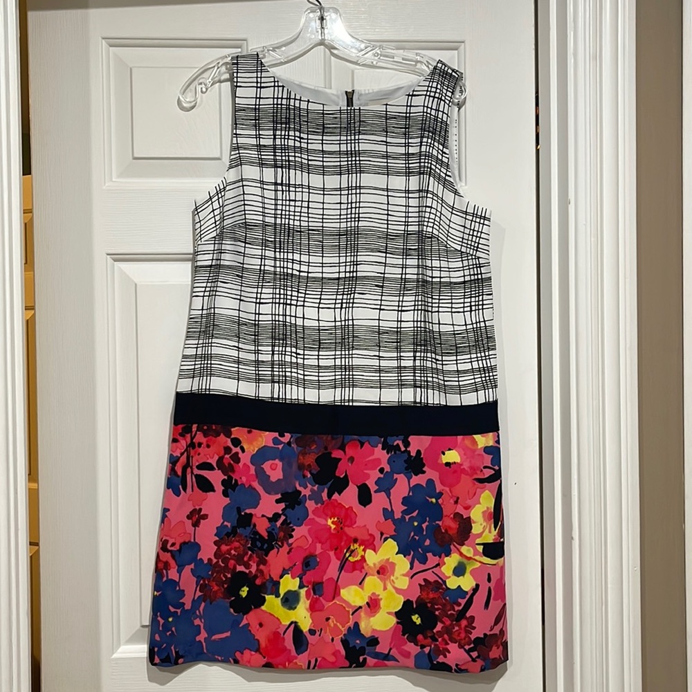 LOFT dress with coordinated pattern. Perfect for spring and summer!